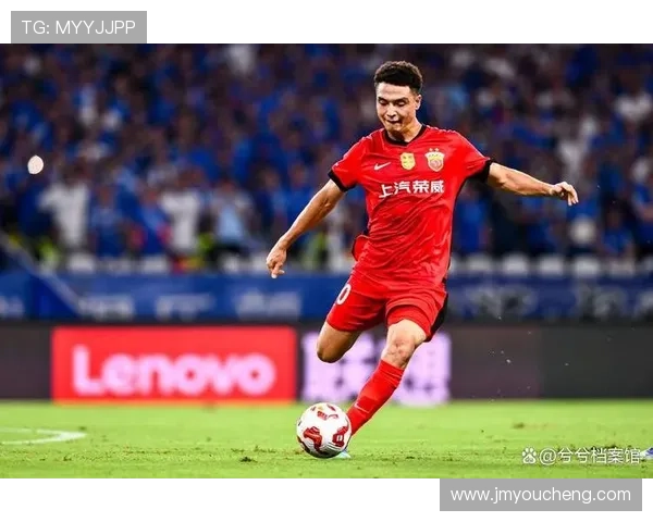 帅气足球明星组合展现青春风采与竞技魅力的精彩瞬间合集